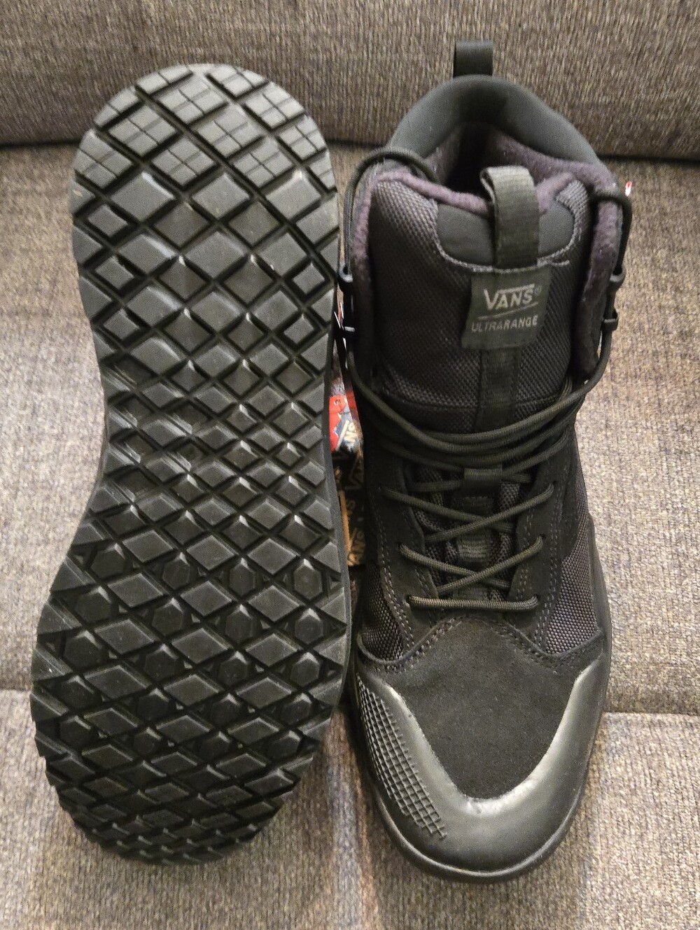 Vans Mte 2 Ultrarange Exo Men Size 11.5 Blackout Hiking Boots Primaloft 062026 - Picture 6 of 9